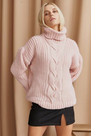 Itelle: Вязаный свитер с высоким воротом пудрового цвета Шерил V559210 - фото 1