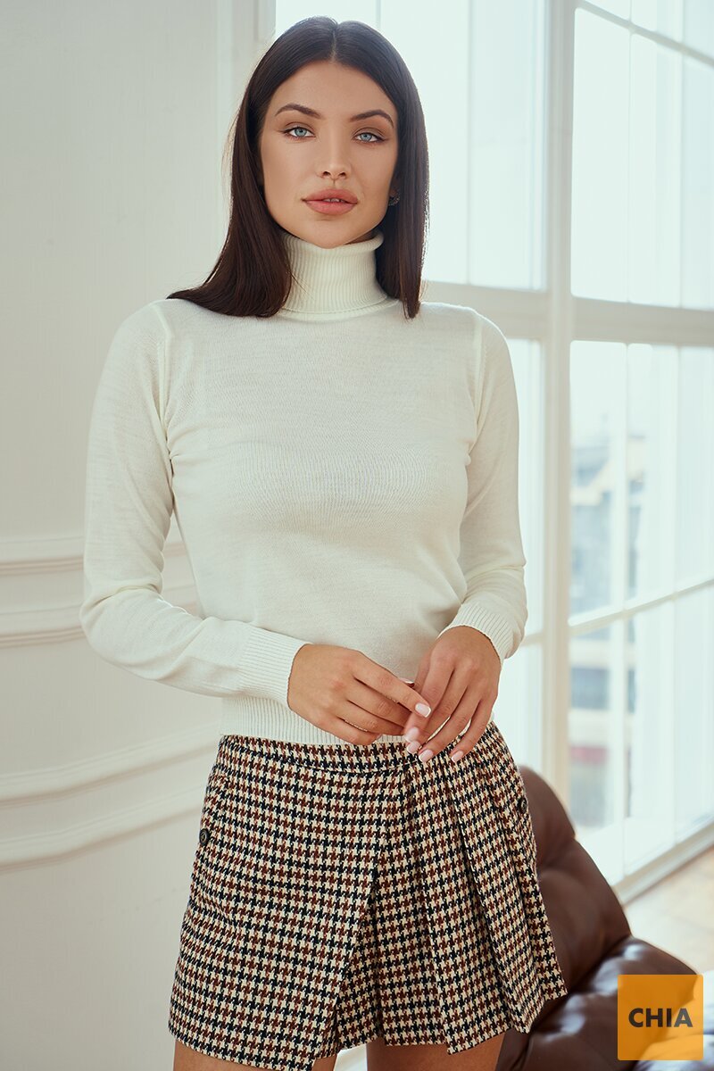 Гольф молочного цвета Арианна