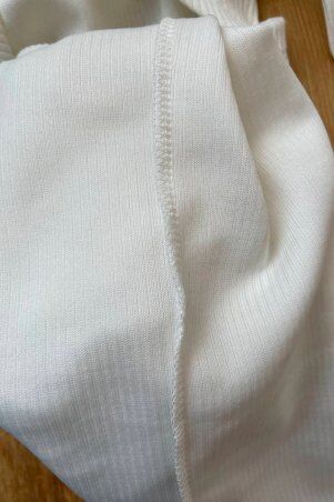 Itelle: Трикотажне плаття молочного кольору з відкритою спинкою Лаура 51330 - фото 2