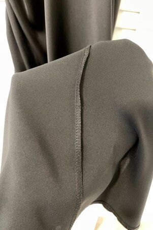 Itelle: Шовкова сукня на бретелях чорного кольору Даяна 51363 - фото 2