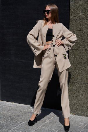 Jadone Fashion: Костюм Сантония с брюками бежевий - фото 1