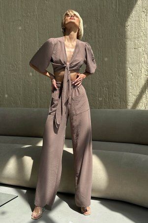 Jadone Fashion: Костюм з брюками Сіат мокко - фото 4
