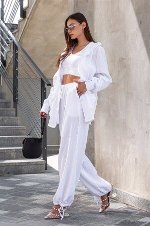 Jadone Fashion: Костюм з брюками Фортуна білий - фото 4