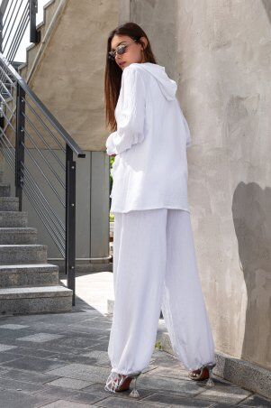 Jadone Fashion: Костюм з брюками Фортуна білий - фото 8