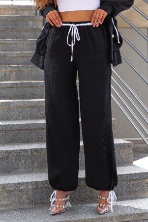 Jadone Fashion: Костюм з брюками Фортуна чорний - фото 4