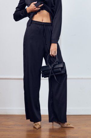 Itelle: Костюм в піжамному стилі із шовку чорний 3227 - фото 4