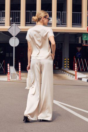 Itelle: Костюм шовковий футболка з широкими штанами Шампань 3239 - фото 5