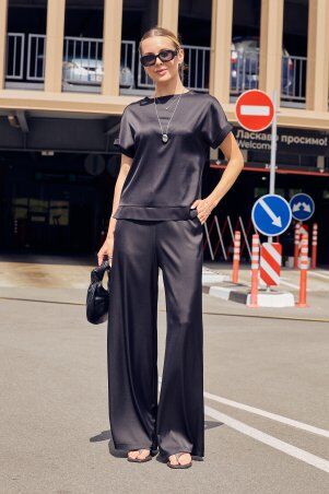 Itelle: Костюм шовковий футболка з широкими штанами чорний 3240 - фото 5