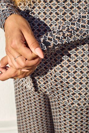 Itelle: Костюм в пижамному стилі із шовку Баварія геометричний Принт 3241 - фото 3