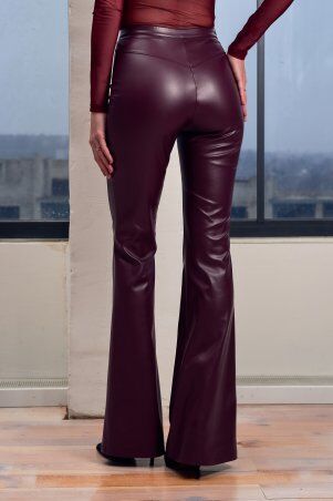 Itelle: Штани кльош із еко-шкіри бордо 4331 - фото 4
