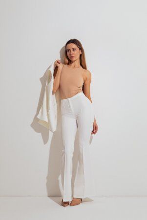 Itelle: Штани кльош із костюмної тканини молочного кольору 4335 - фото 2