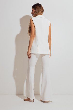 Itelle: Жилет вільного крою із костюмної тканини молочного кольору 7133 - фото 2