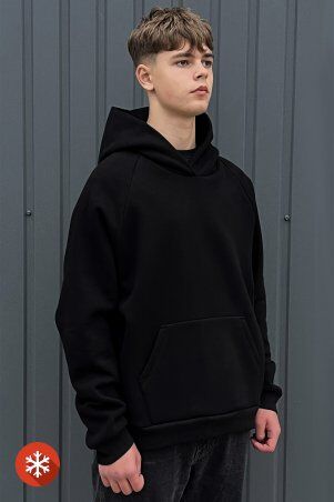 Garne: Утеплене худі ONE чорного кольору 8000364 - фото 2